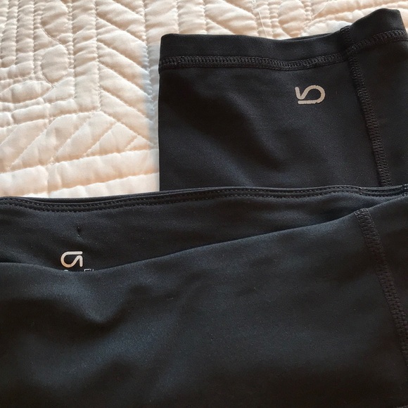 Gap Fit Capri - Picture 4 of 5